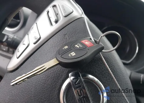 2016 Nissan Versa 1.6 S/1.6 S+/1.6 Sl/1.6 Sv z USA, uszkodzony, nr VIN 3N1CN7AP0GL809033